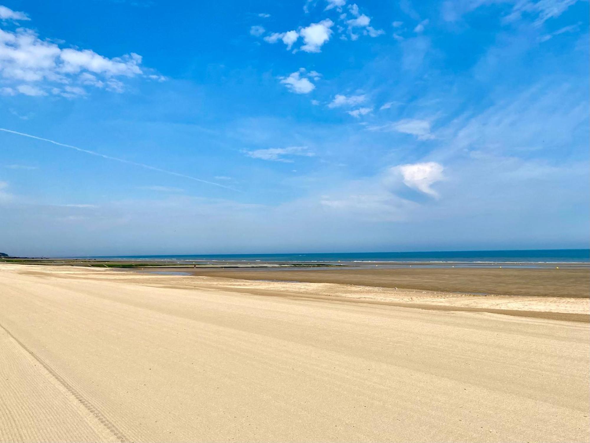 Lesparisnormands - Magnifique Vue Mer - Centre Et Plage Villers-sur-Mer Luaran gambar